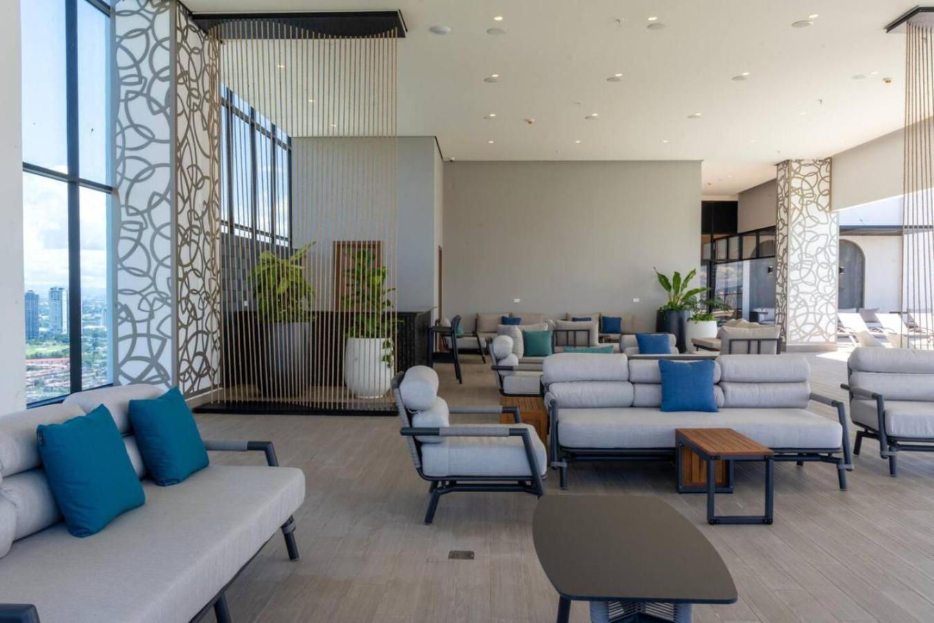 Business Loft with Ocean View Apartment Panama City