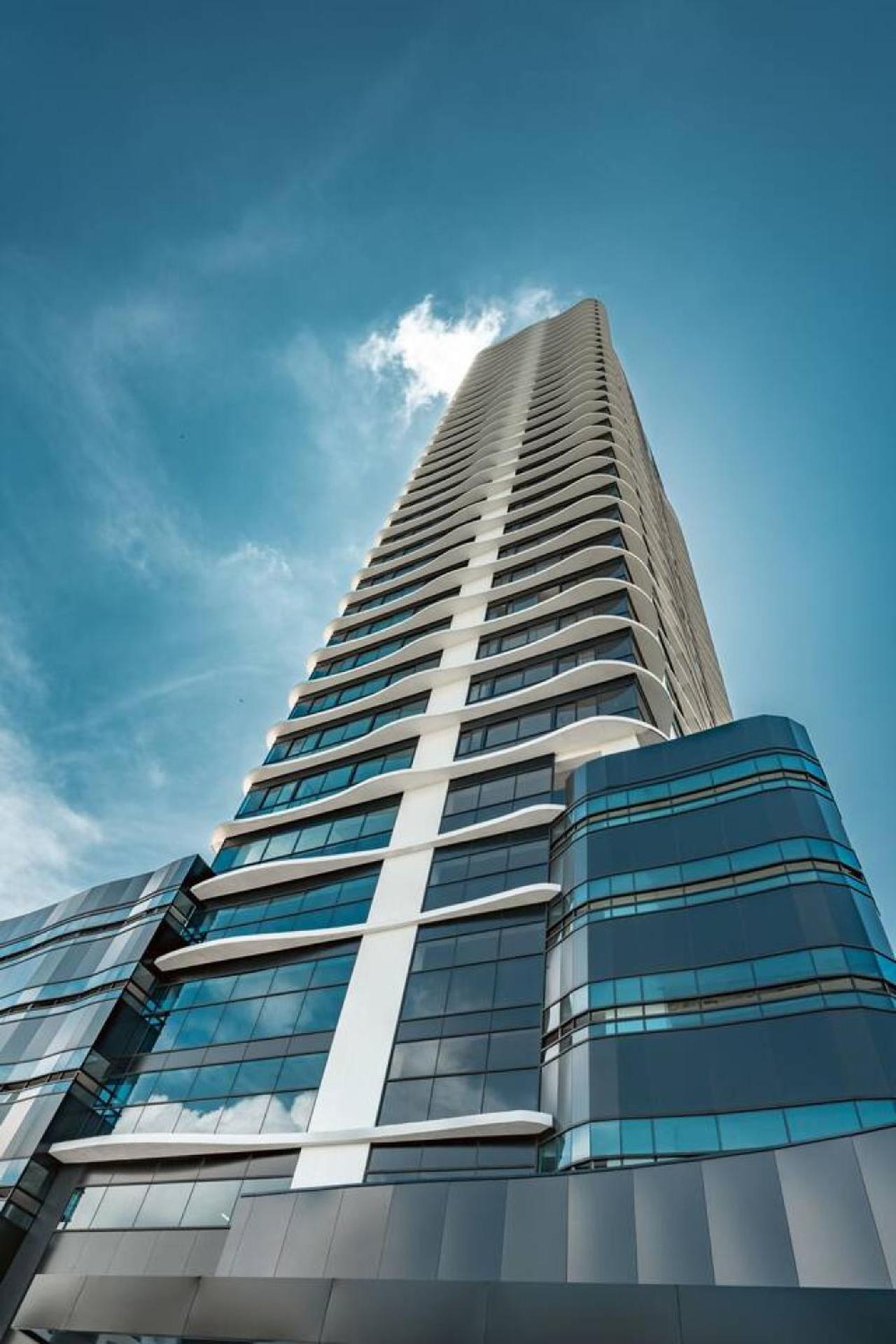 Business Loft with Ocean View *